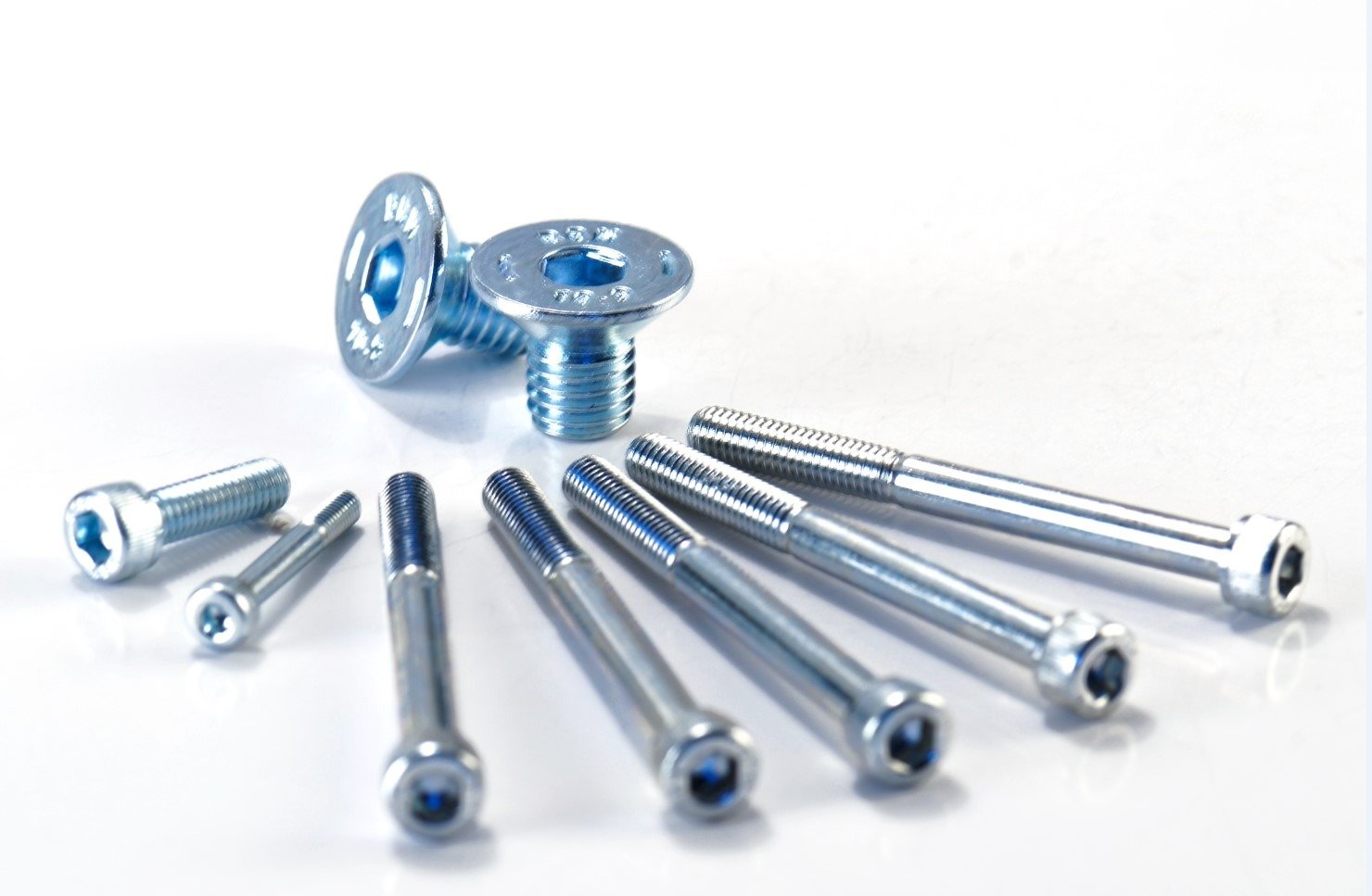 Socket Bolt